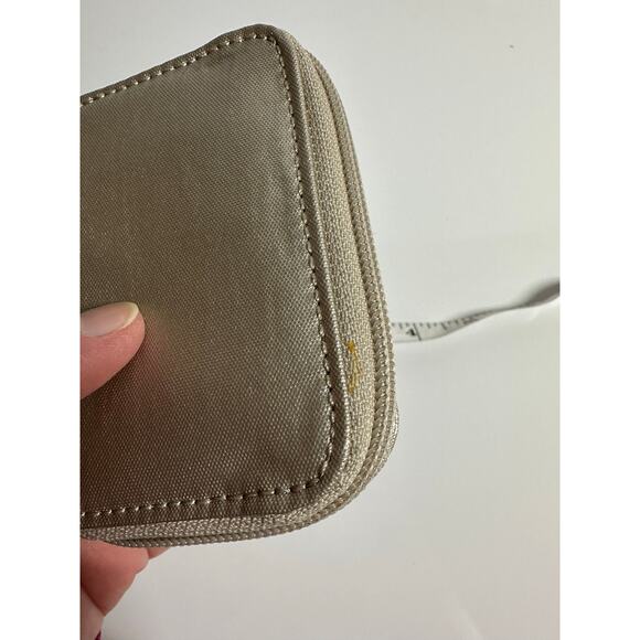NWT champagne light gold Kipling small zip-around bi-fold compartment wallet - Picture 3 of 7